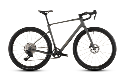 BICICLETA CUBE NUROAD C:62 EX OLDGREY PRISM /26 de Quino Bike