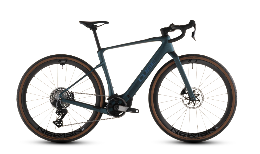 BICICLETA CUBE NUROAD HYBRID C:62 SLT ROYALGREEN /26 de Quino Bike